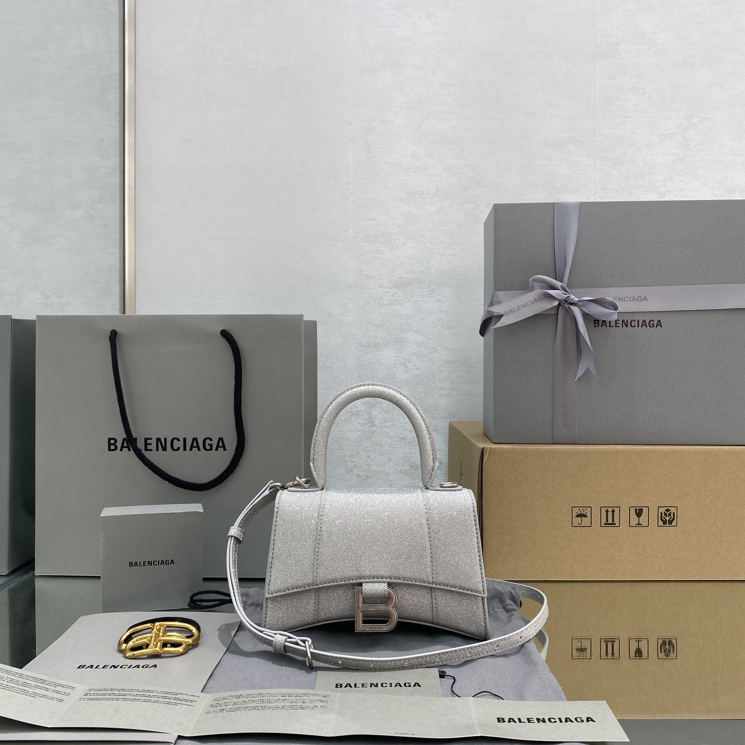 Gucci&Balenciaga Hou
